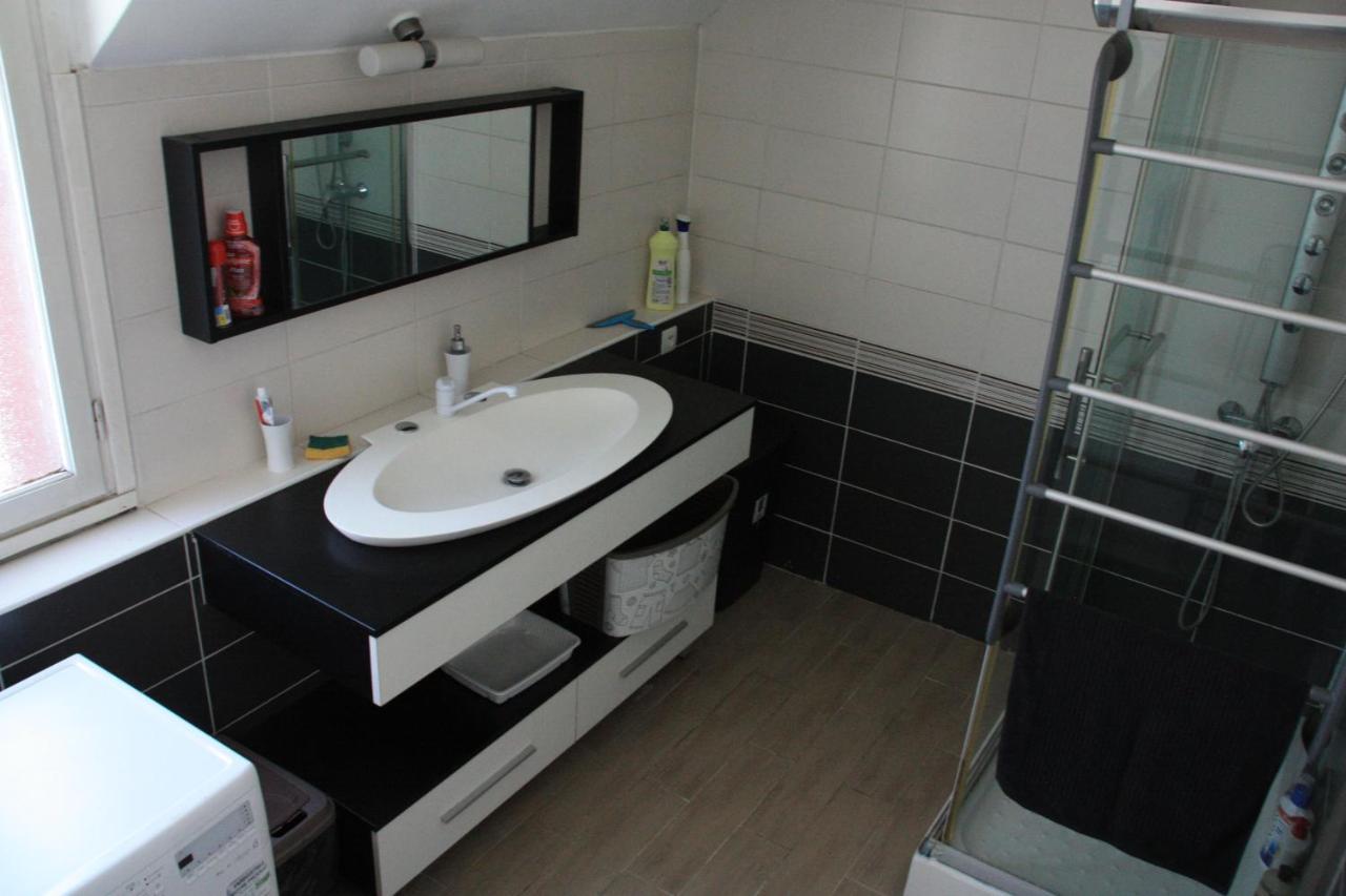 Appartement Spacieux Et Lumineux โอโลรง-แซ็ง-มารี ภายนอก รูปภาพ